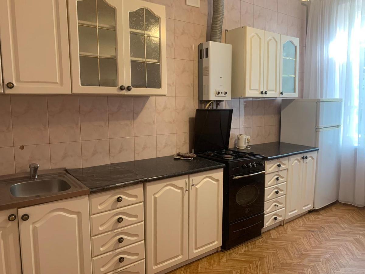 Apartamento Цум Пассаж Яворницького 55 Dnipro Exterior foto