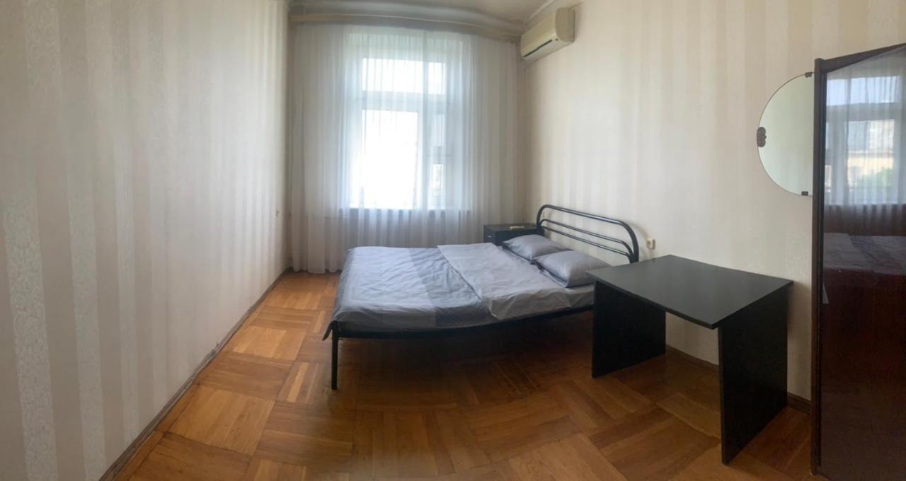 Apartamento Цум Пассаж Яворницького 55 Dnipro Exterior foto
